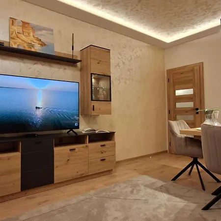 Апартаменти Arena Izgrev Luxury - Sea View, Skyline, Free Parking *
