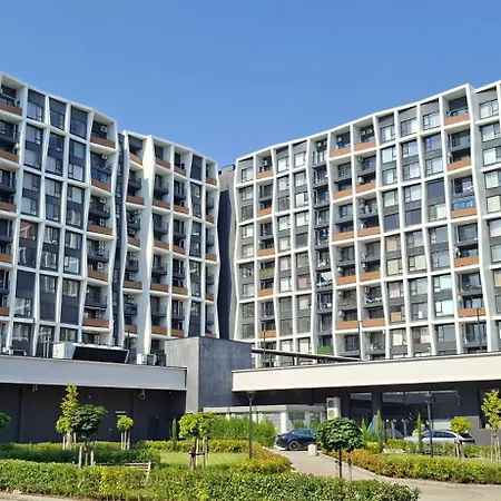 Апартаменти Arena Izgrev Luxury - Sea View, Skyline, Free Parking